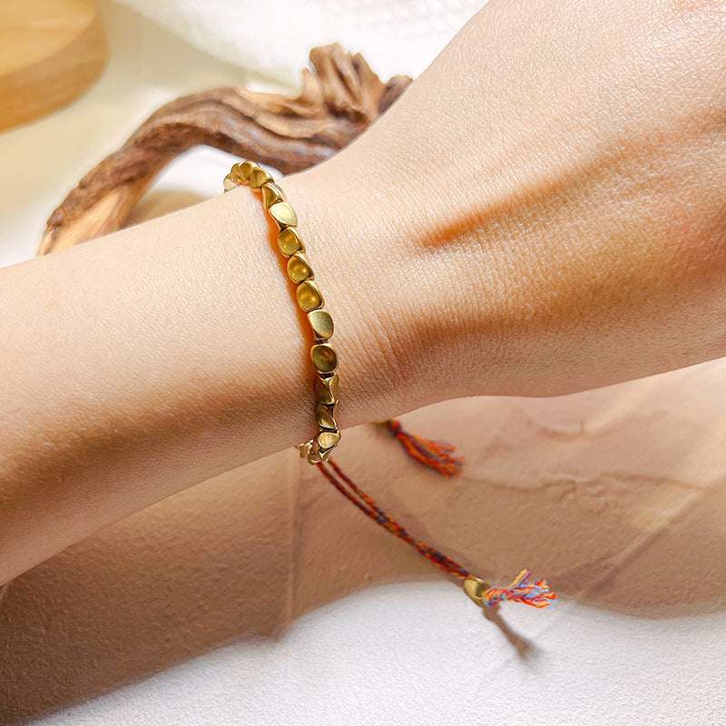Adjustable Unisex Copper Bracelet for Strength and Balance