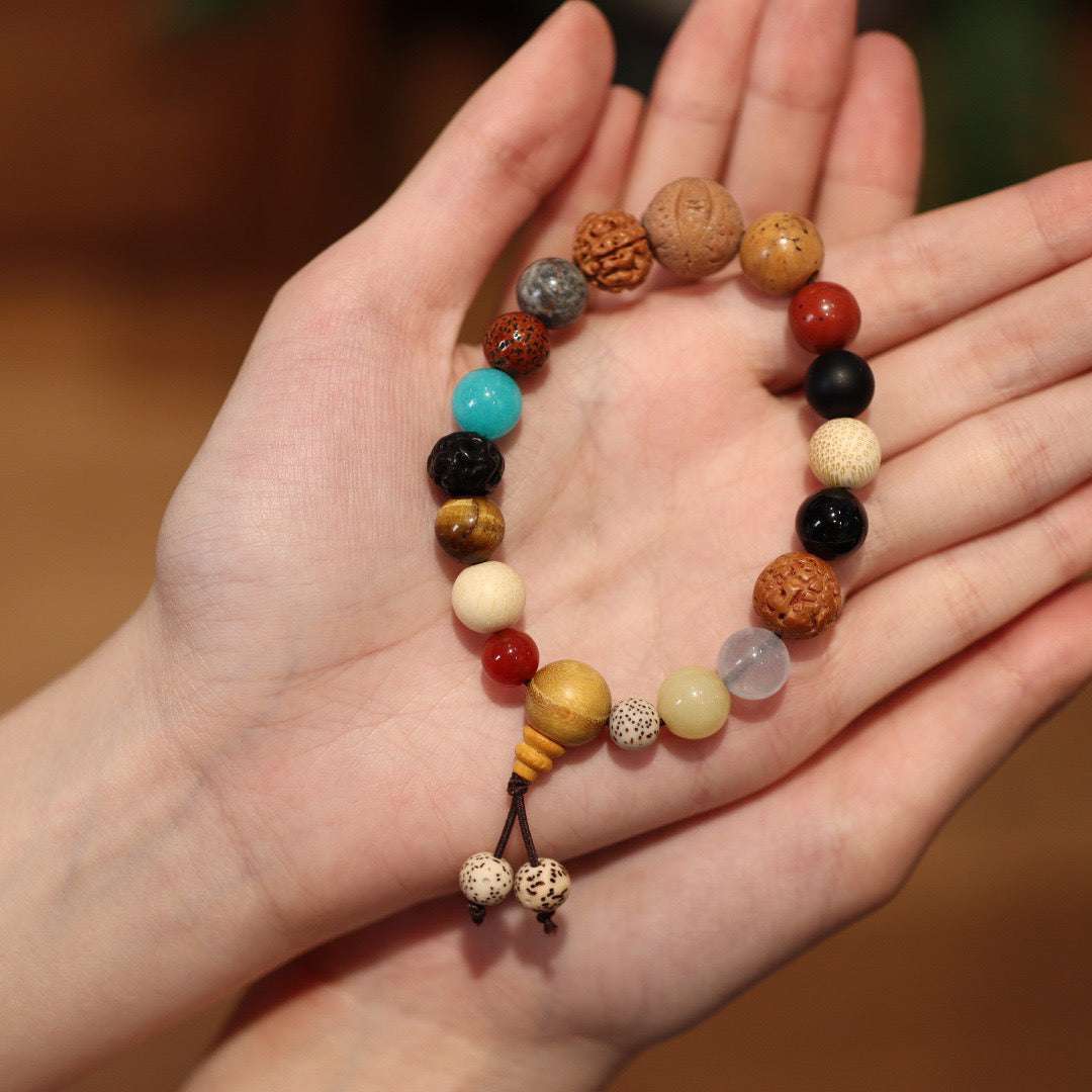 Unisex Spiritual Bracelet – 18 Beads Buddhist Design