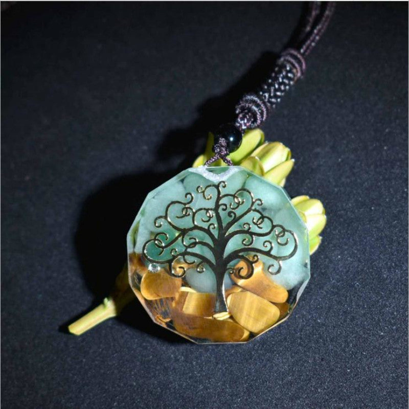 green aventurine orgonite pendant for prosperity and protection