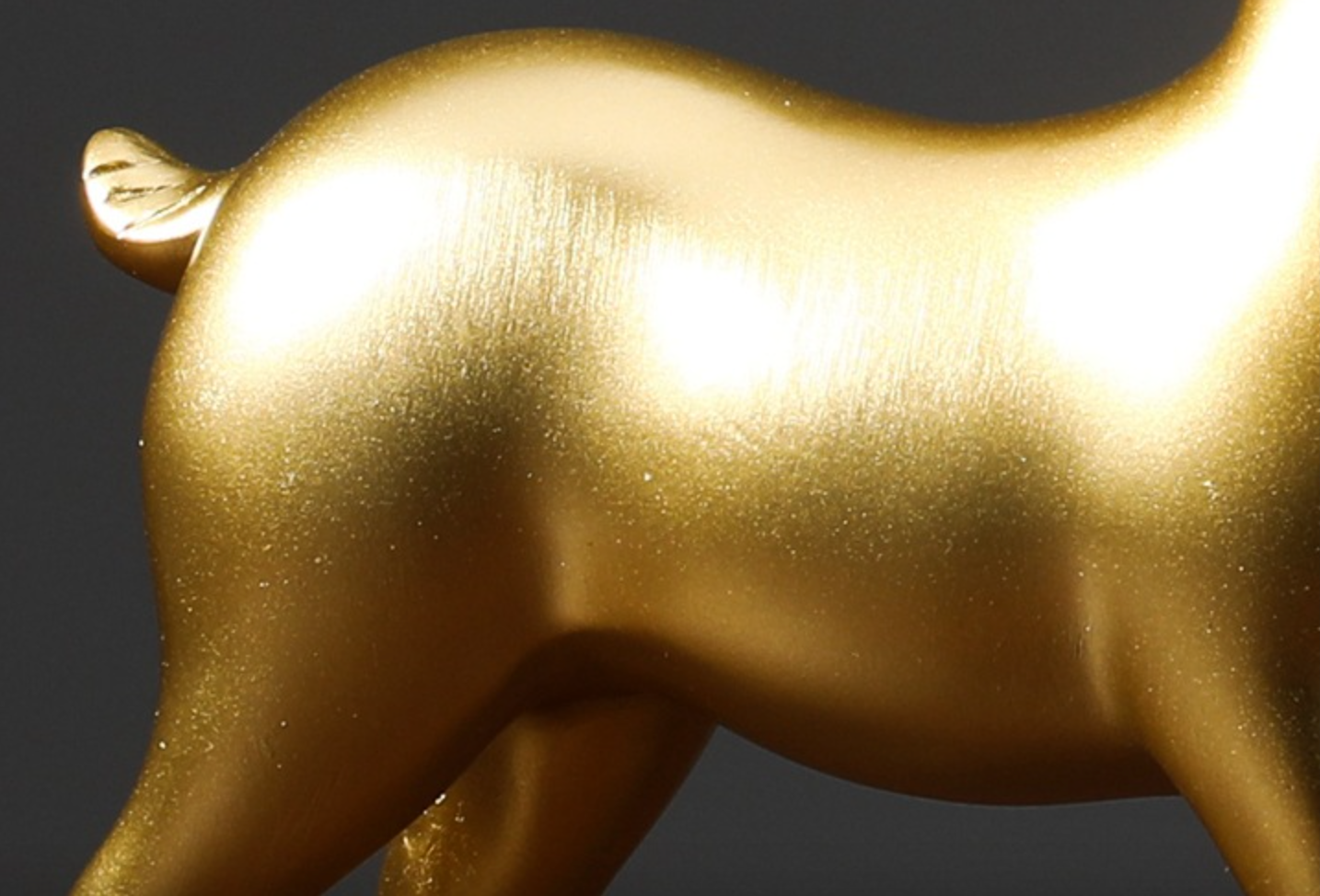 luxury golden deer home décor feng shui statue