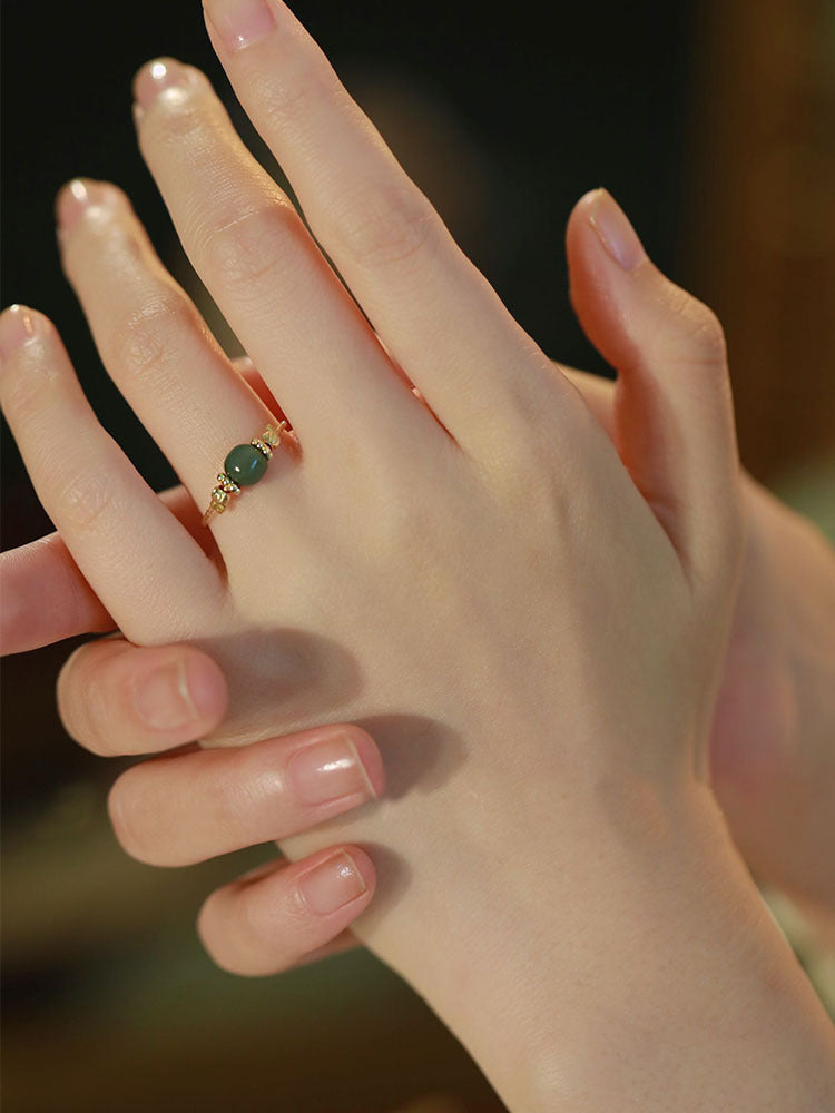 Gemstone Ring Hetian Jade Bead Elegant & Simple