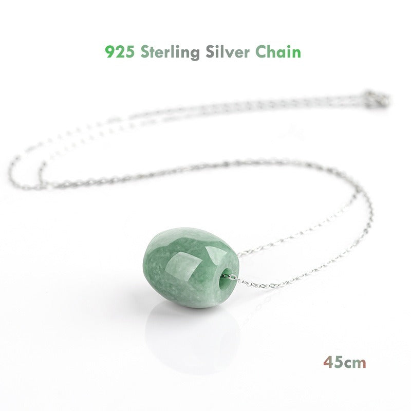 Luxury Jade Necklace with Silver Chain – Symbol of Elegance