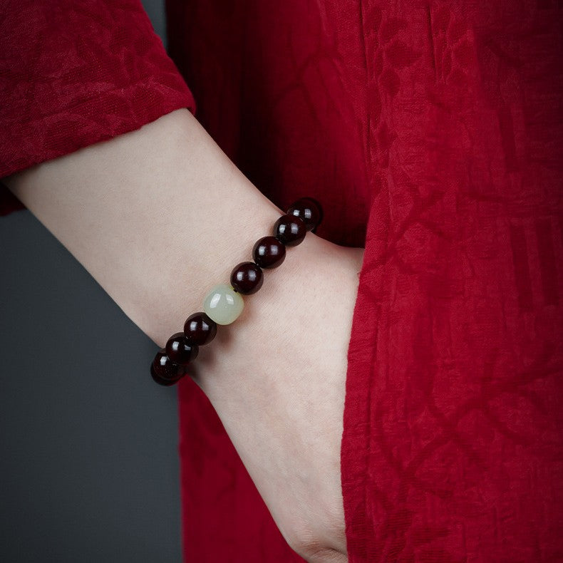 Natural Hetian Jade & Sandalwood Bracelet – Serenity & Balance
