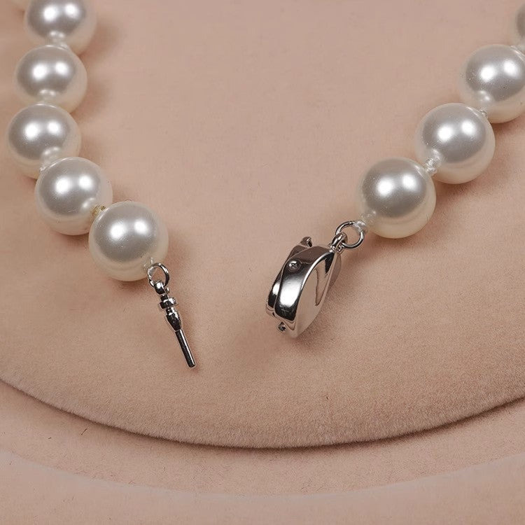 Elegant 10mm Shell Pearl Beads Necklace – Classic White Statement Jewelry for Women