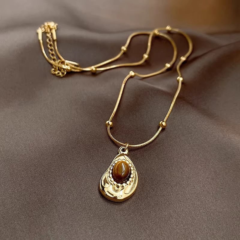 Natural Tiger’s Eye Pendant Necklace – Protective Stone for Focus & Confidence
