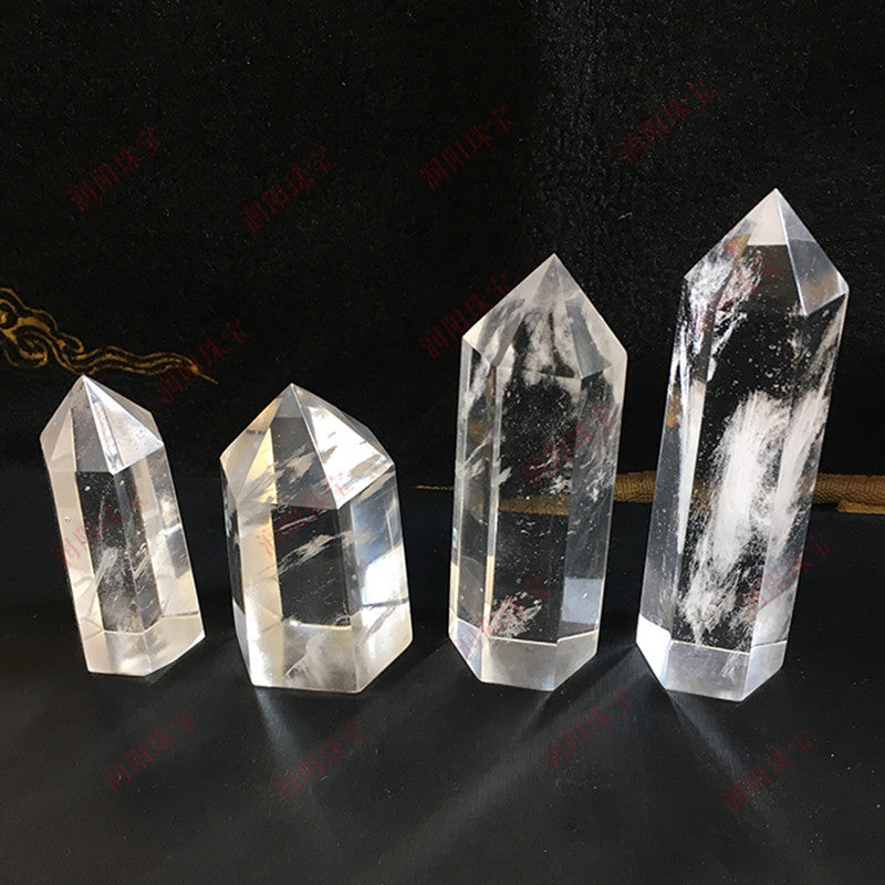 Clear Quartz Crystal Point – Healing Stone for Energy, Clarity & Focus