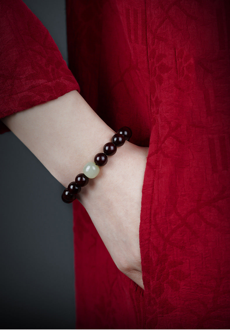 Hetian Nephrite Jade & Sandalwood Bracelet - Serenity & Balance