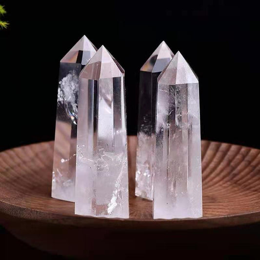 Clear Quartz Crystal Point – Healing Stone for Energy, Clarity & Focus